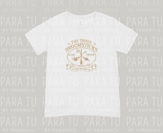 Playera Three Broomsticks