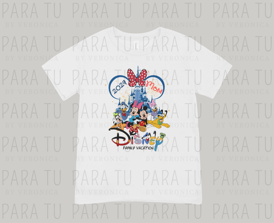 Playera Minnie Family Vacation Personalizable
