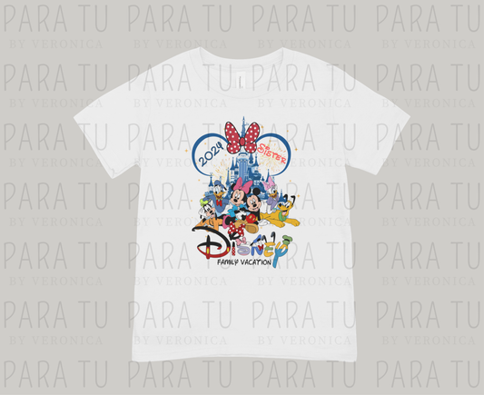 Playera Minnie Family Vacation Personalizable